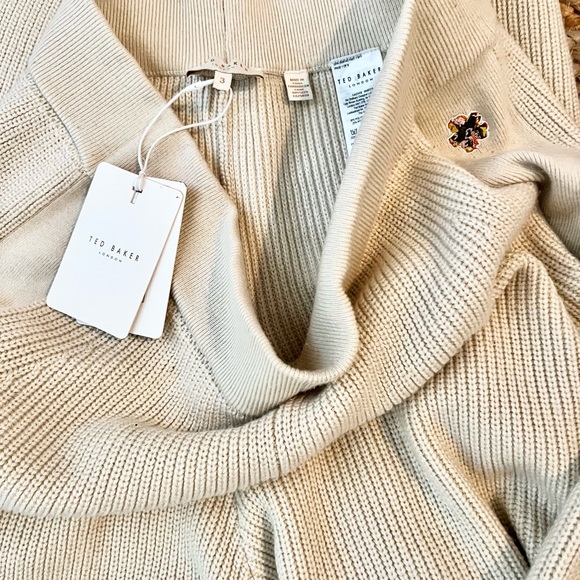 Ted Baker. Most comfy pants ever! Classy and neat. 3/L. New. Sweater knit - Picture 7 of 9